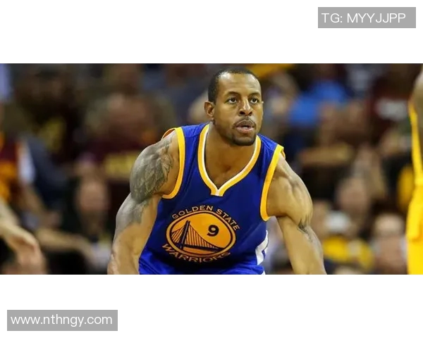 NBA交易截止日前最后签约动态及其对季后赛格局的深远影响分析 NBA交易截止日前最后签约动态及其对季后赛格局的深远影响分析